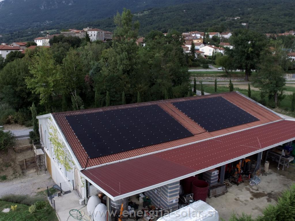 Hibridna sončna elektrarna 37kW s 120kWh baterijami - Goriško